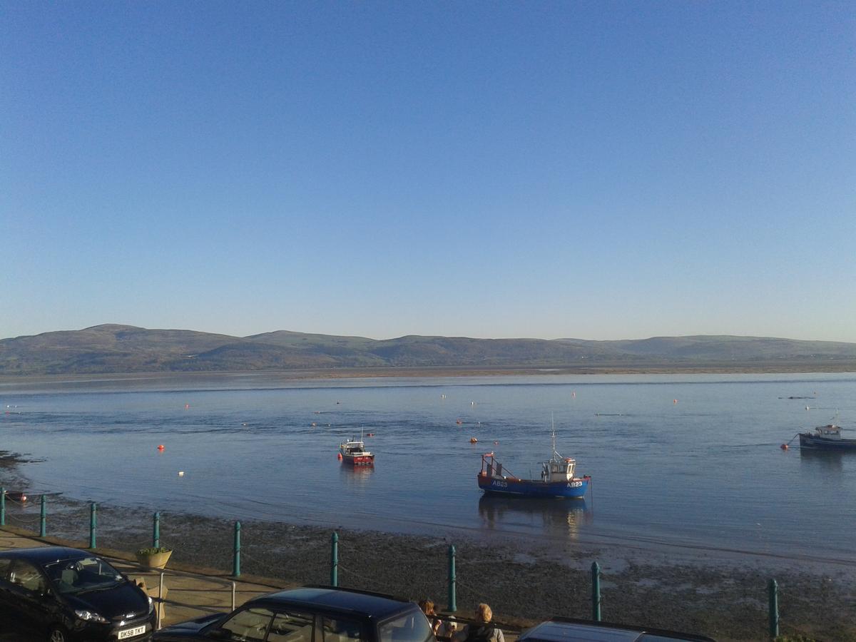 The Britannia Coaching Inn Aberdyfi Dış mekan fotoğraf